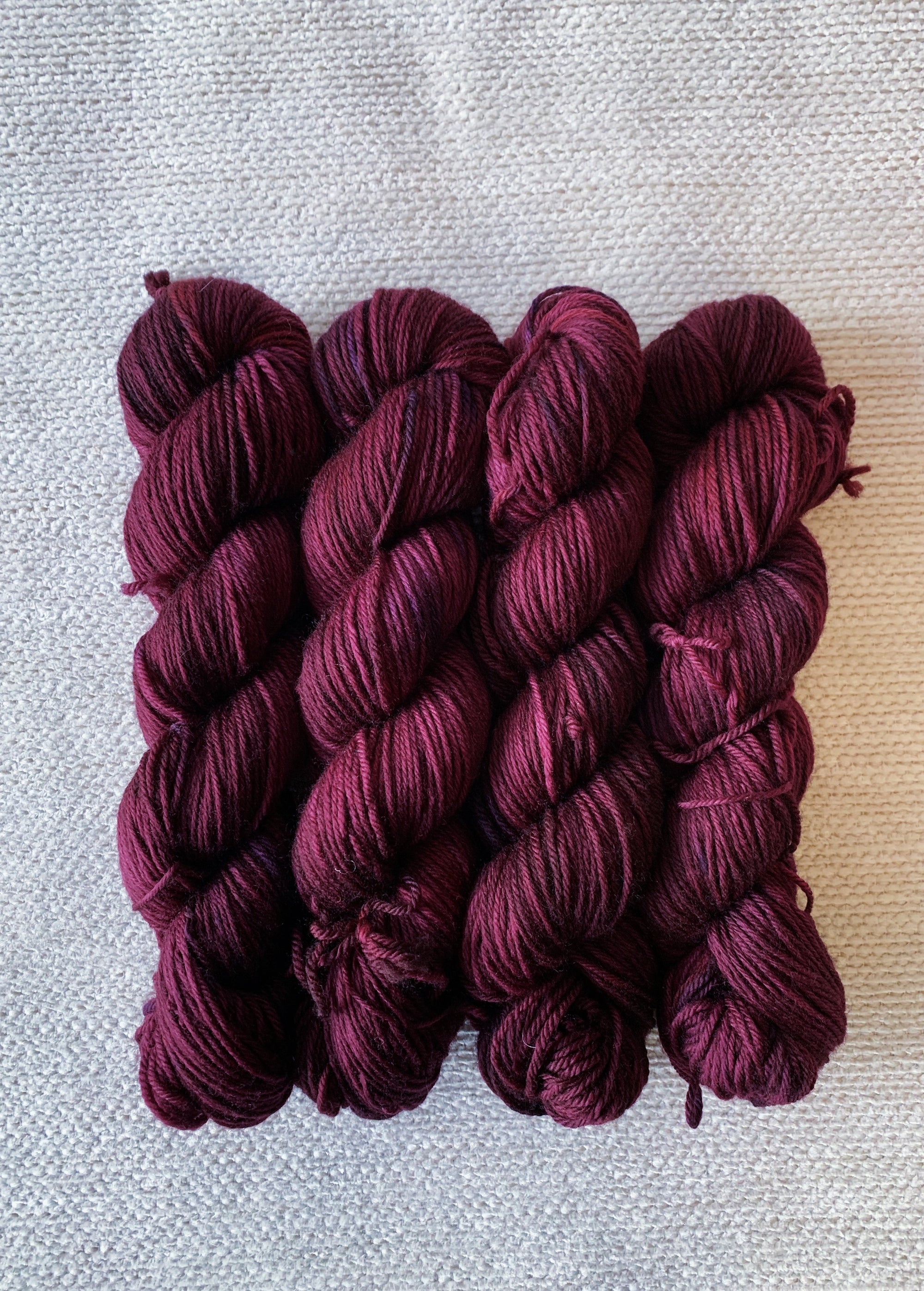 Black Cherries - Cushy DK