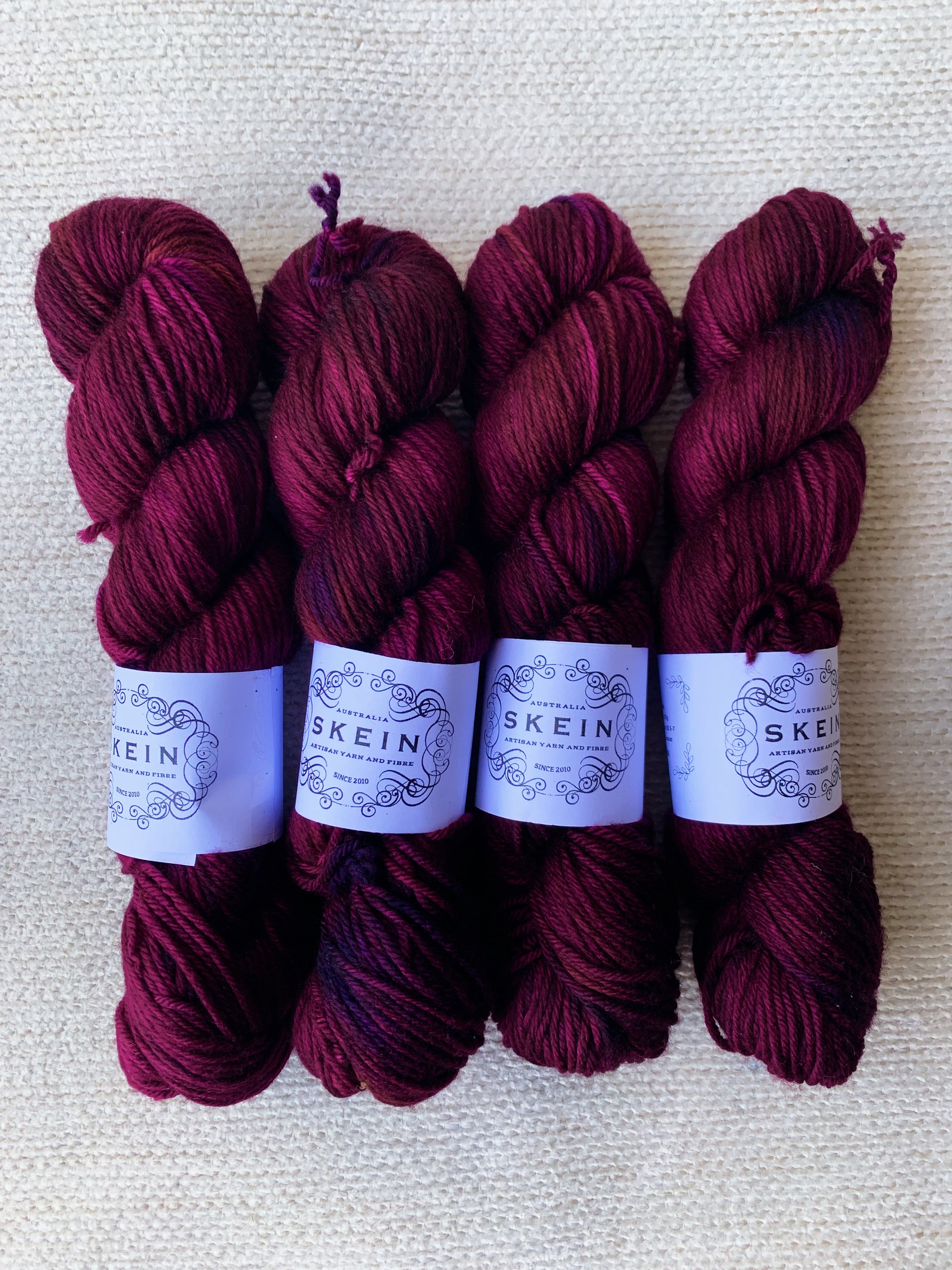 Black Cherries - Cushy DK